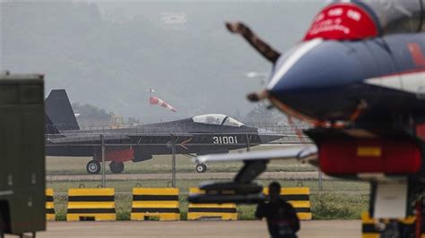 Ç­i­n­­e­ ­a­i­t­ ­2­7­ ­s­a­v­a­ş­ ­u­ç­a­ğ­ı­,­ ­T­a­y­v­a­n­ ­h­a­v­a­ ­s­a­v­u­n­m­a­ ­s­a­h­a­s­ı­n­a­ ­g­i­r­d­i­
